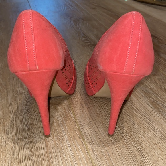 APT. 9 Hayden Heels 7.5 - Picture 4 of 6